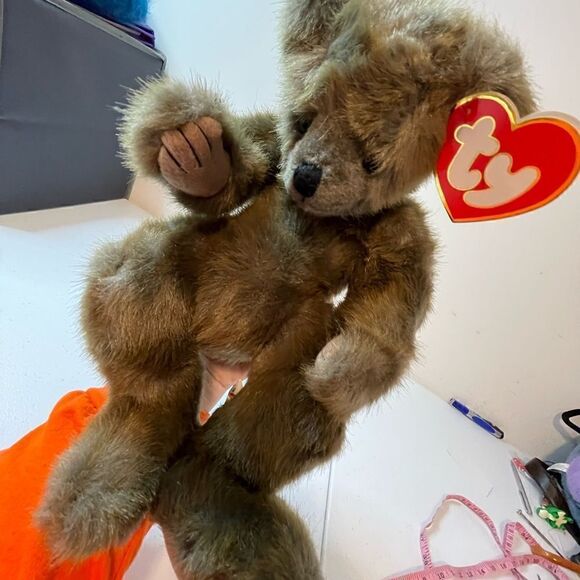Ty Wuzzy Bear - Picture 1 of 3